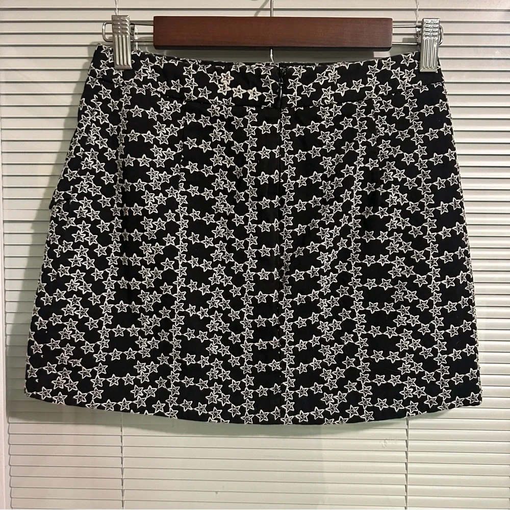 Storia Black And White Star‎ Pattern A-Line Lined Mini Skirt Women’s Size S